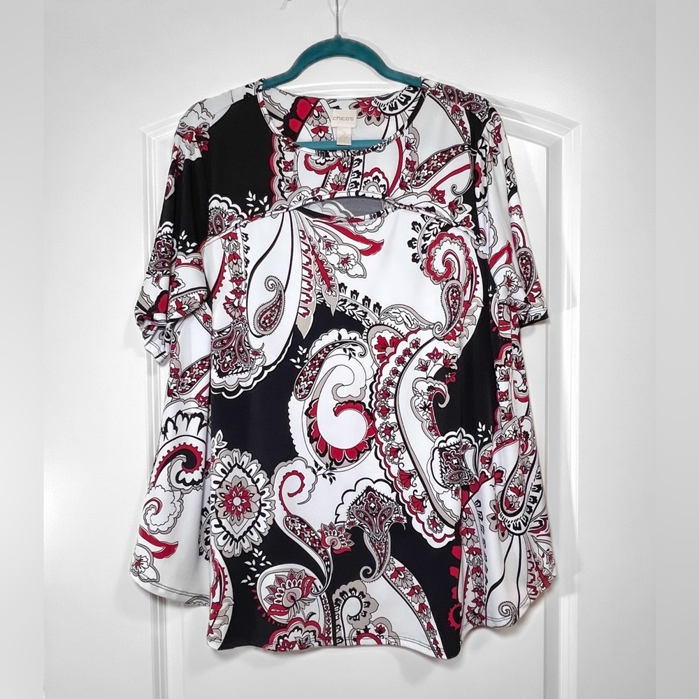 Chico’s Women’s Size 2 ( Large ) | Short Sleeves Paisley Blouse | Keyhole Flowy - Picture 1 of 5